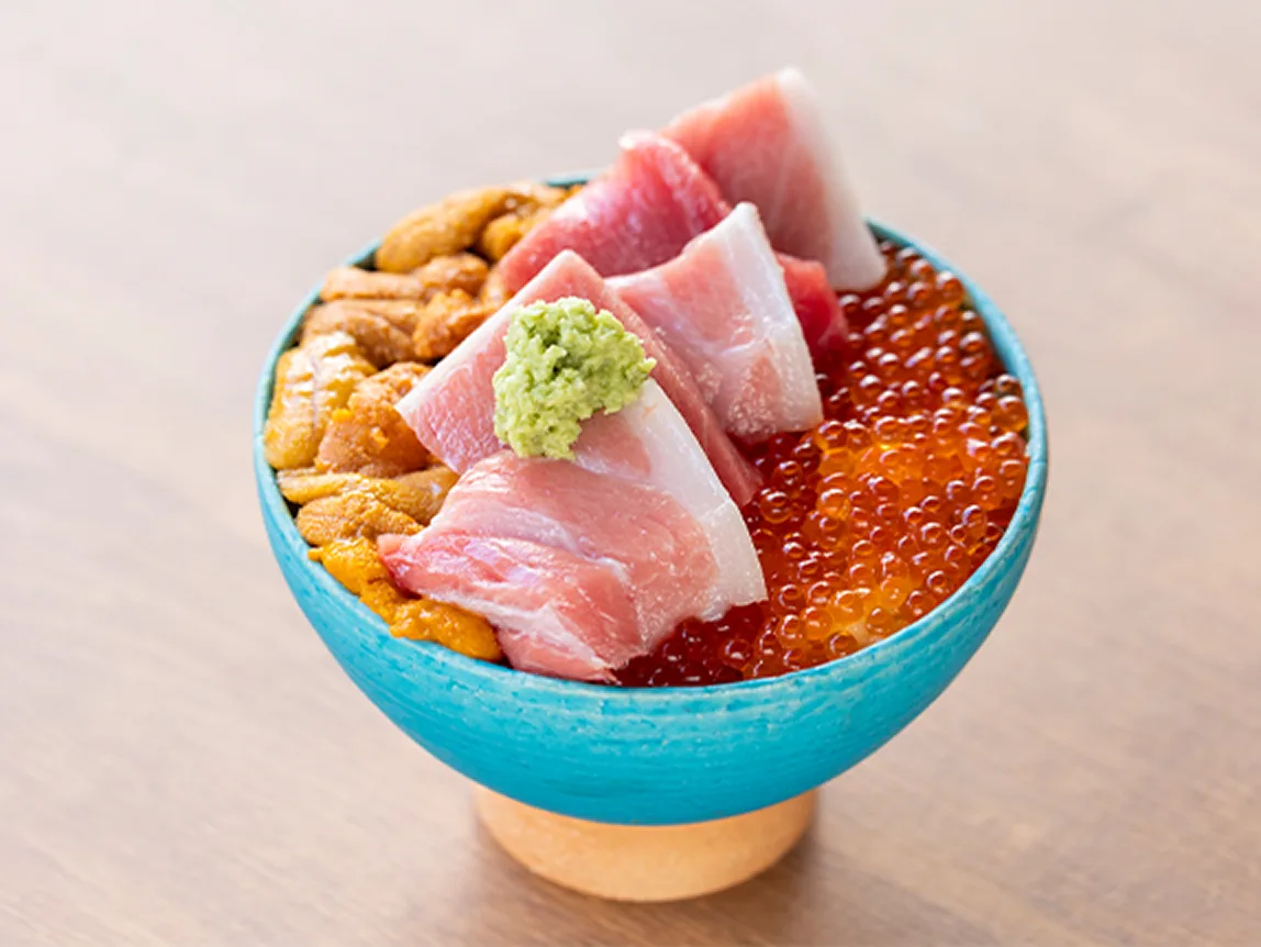 贅沢丼　～うにトロいくら～